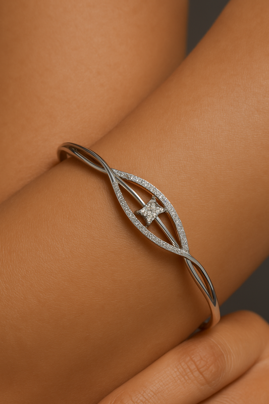FOLDABLE BRACELET/ BANGEL WITH DOUBLE LOCK FOR WOMEN
