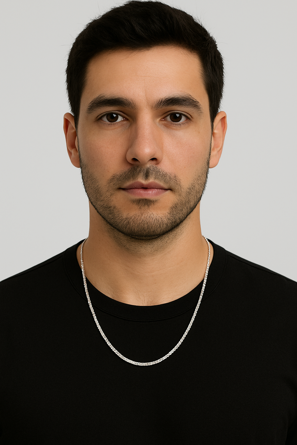 Sleek Minimalist Silver Chain 18 Inch Unisex Desing