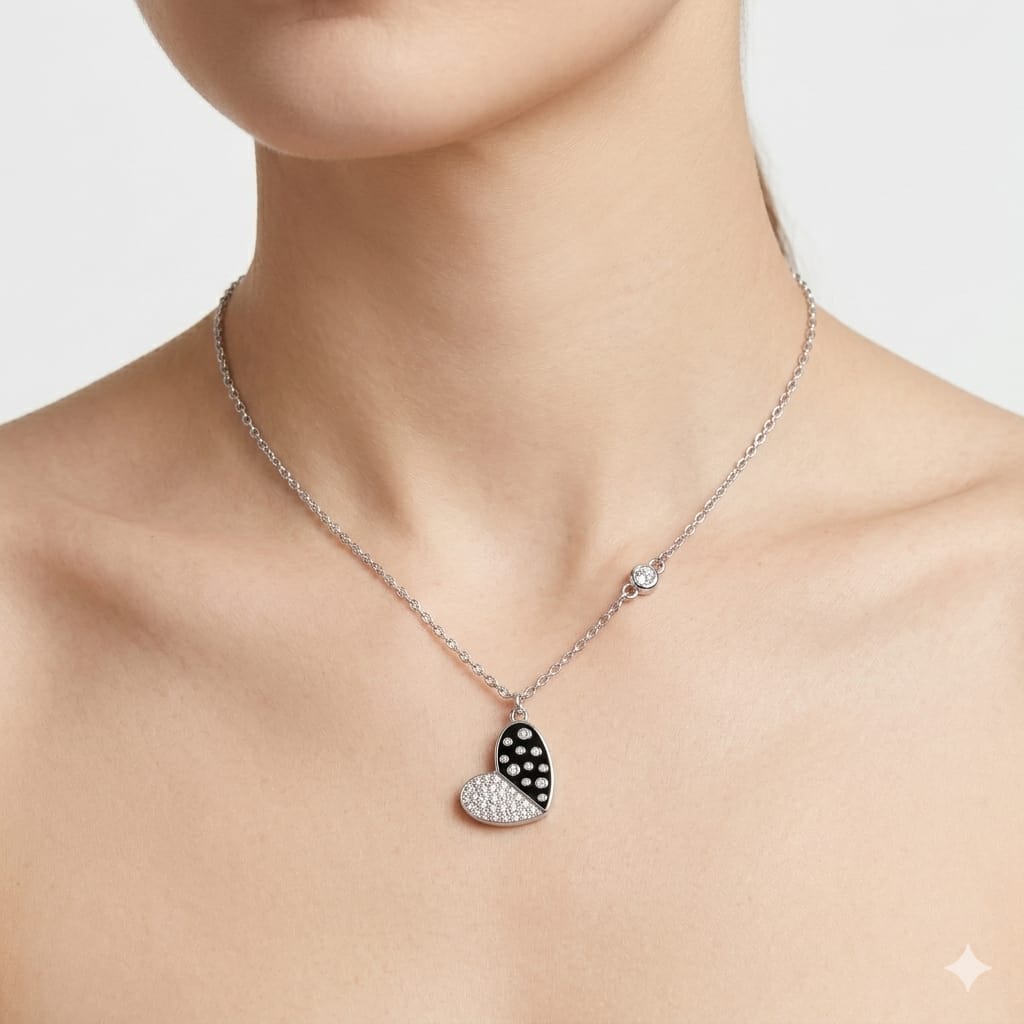 Minimalist Heart Pendent necklace