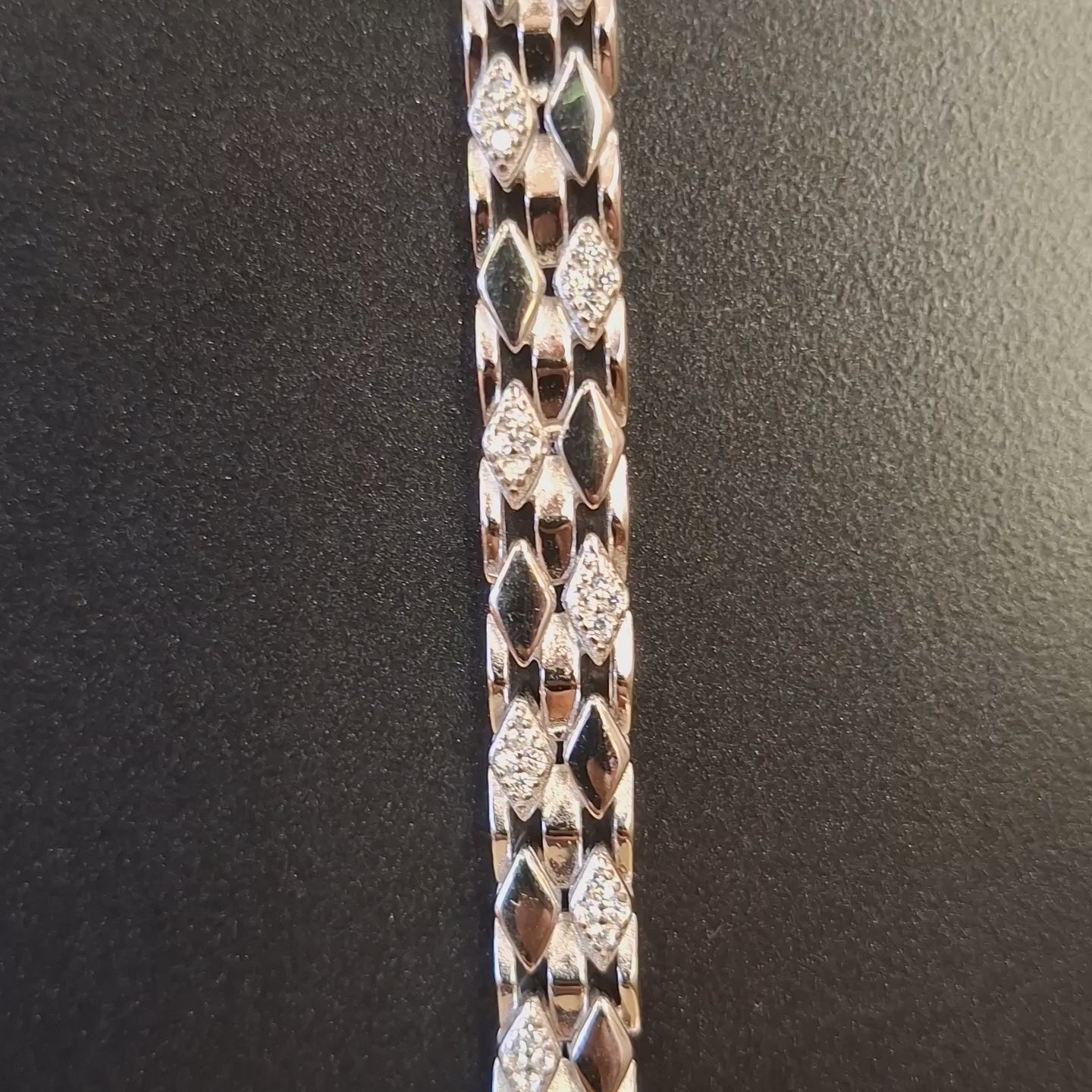 UNIQUE SILVER BRACELET FOR MEN