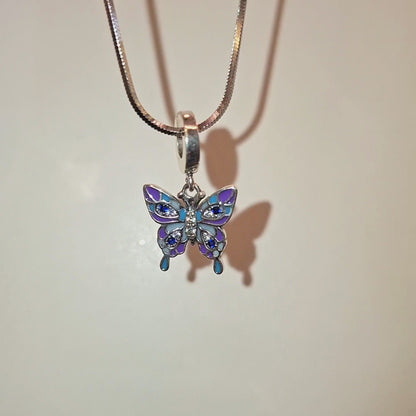 chain and charm video